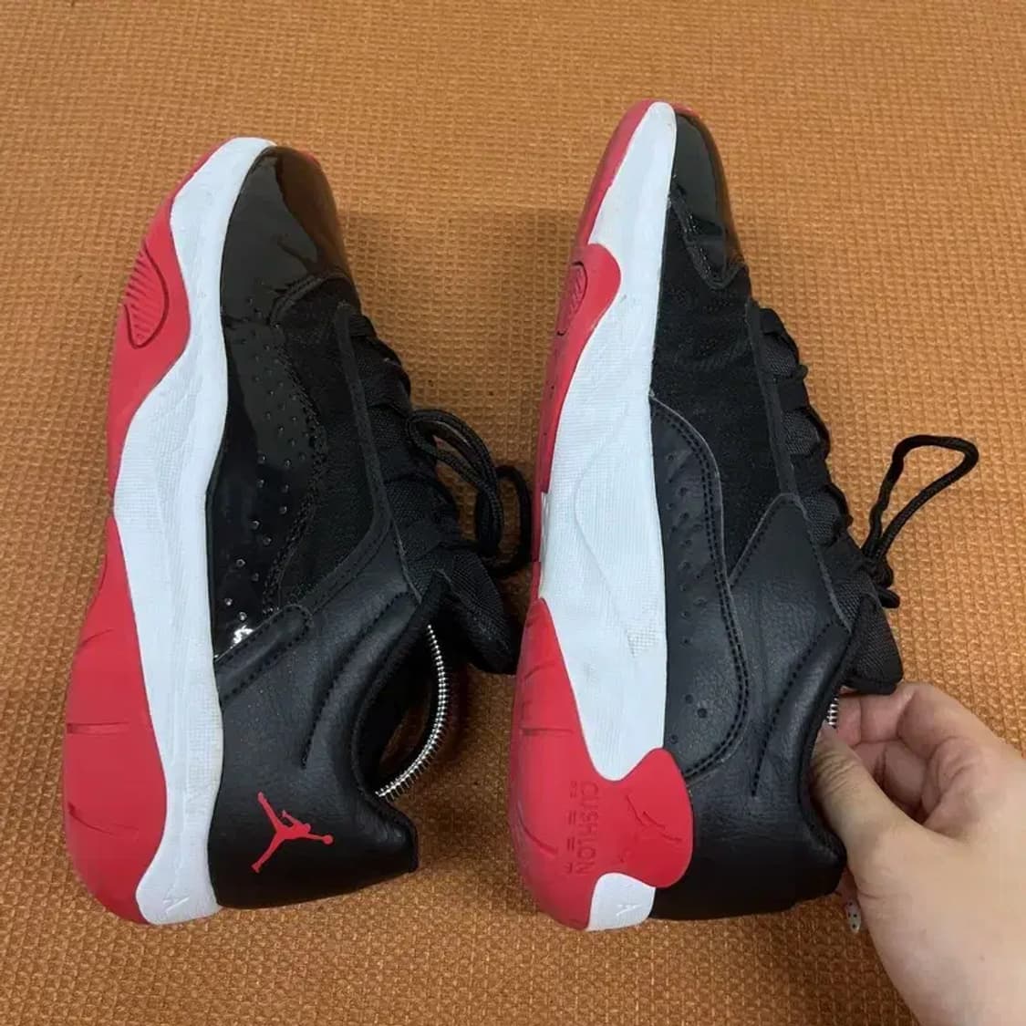 나이키 에어 조던 11 컴포트 로우 농구화 운동화 265 G07713 상품이미지6