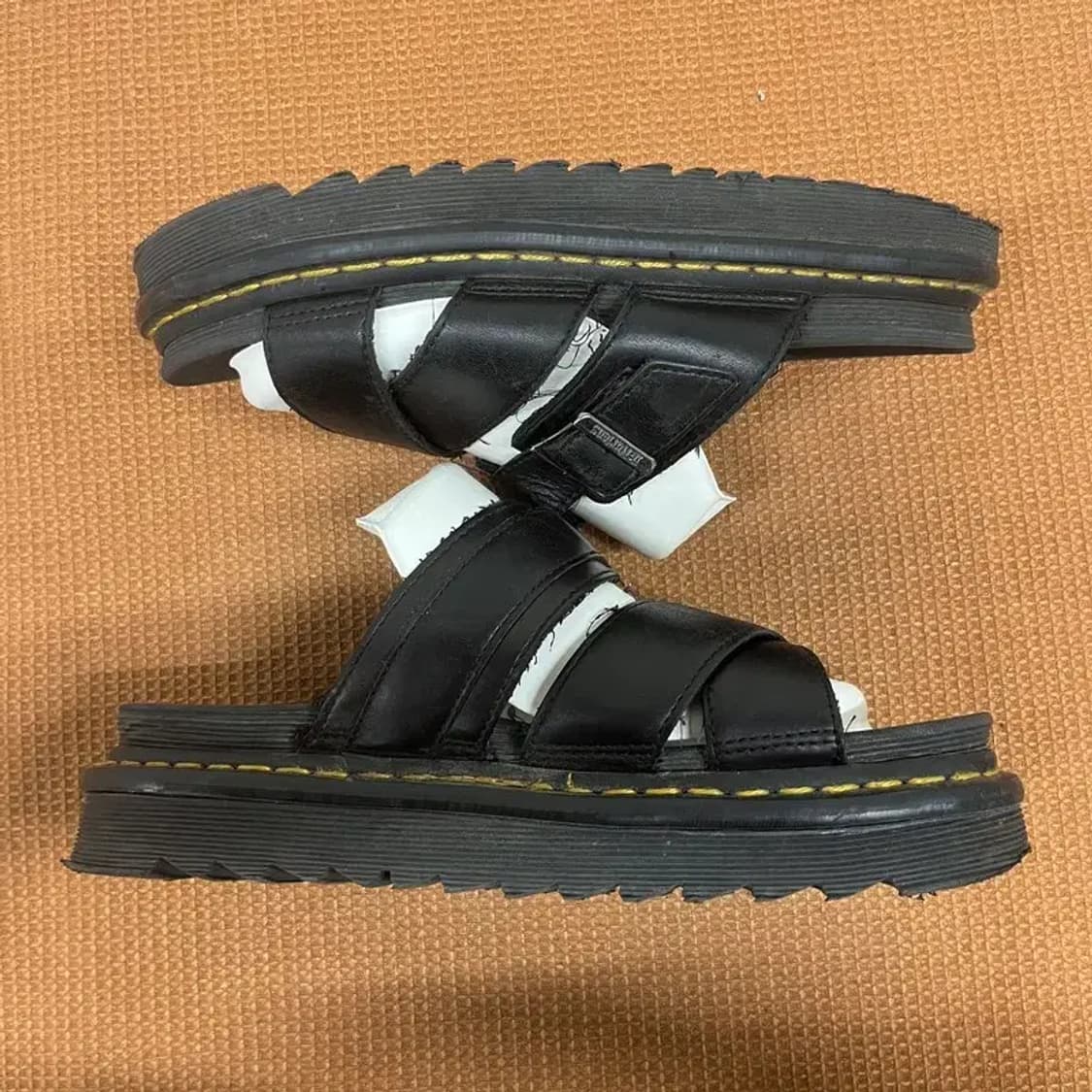 닥터마틴 라이커 슬리퍼 UK7 G07765 상품이미지3