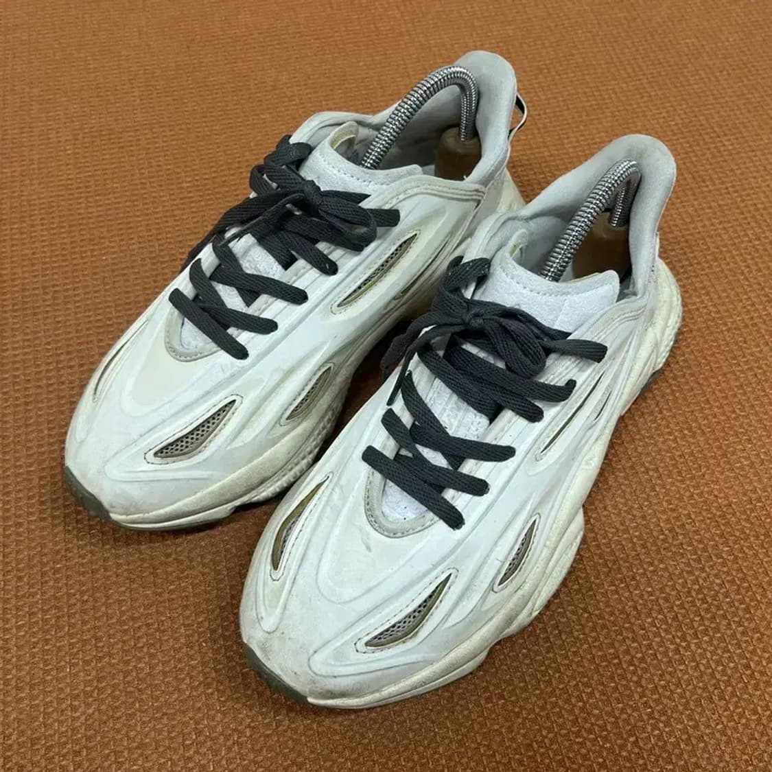 아디다스 오즈위고 셀록스 스니커즈 운동화 235 G07738 상품이미지1