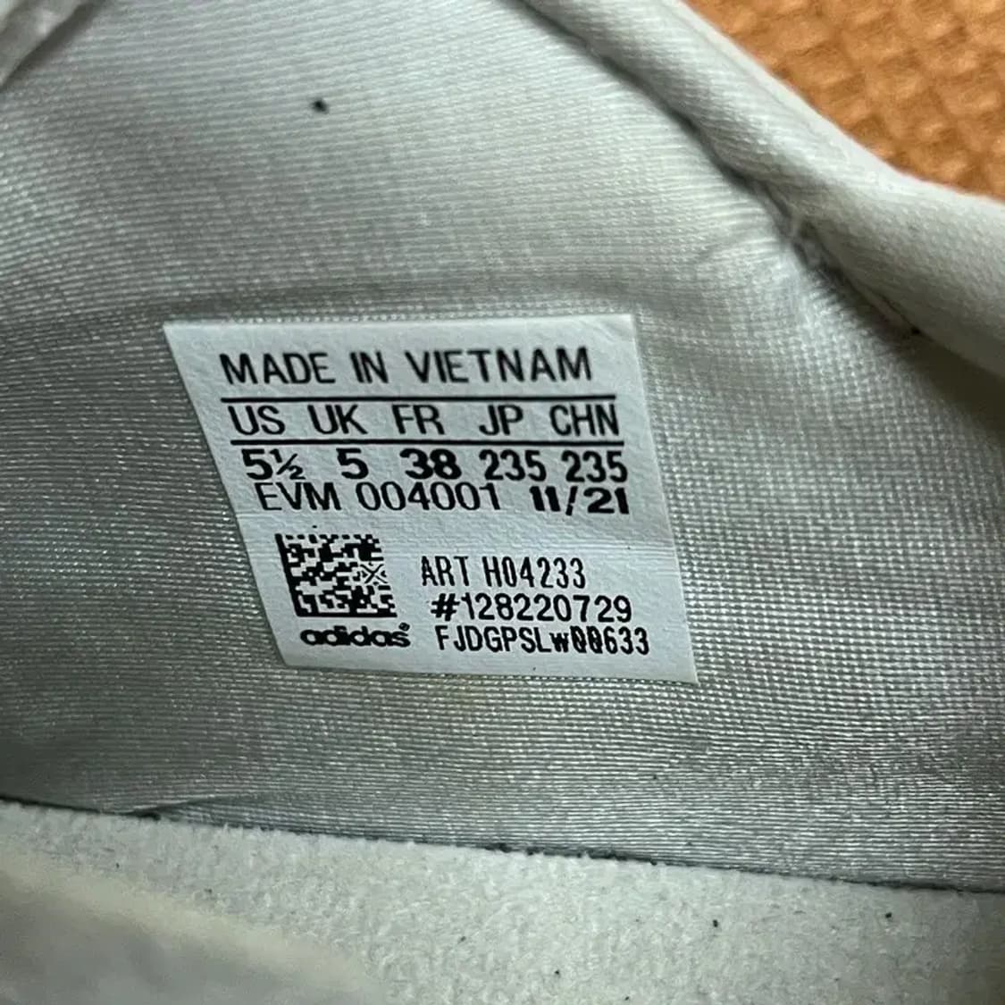 아디다스 오즈위고 셀록스 스니커즈 운동화 235 G07738 상품이미지5