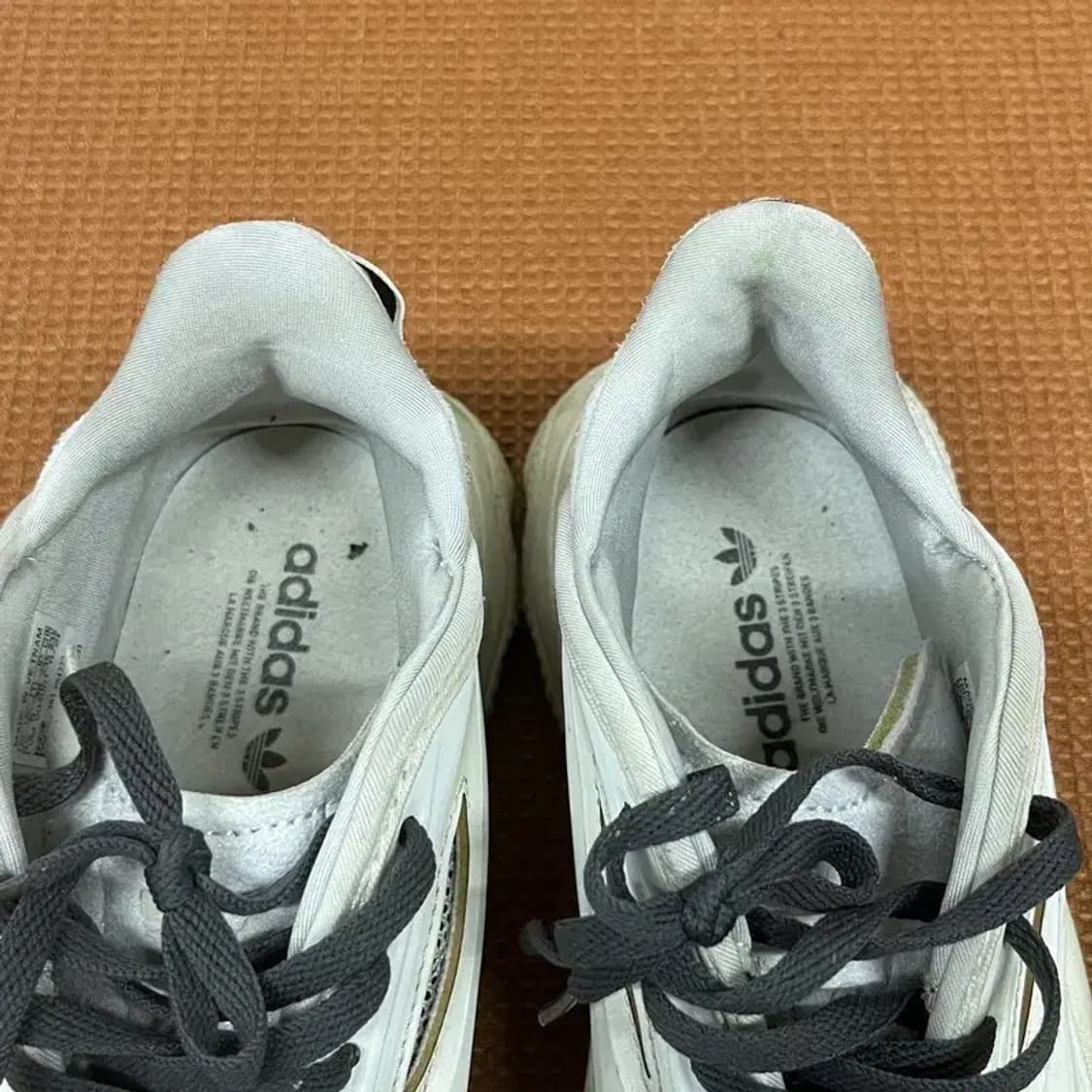 아디다스 오즈위고 셀록스 스니커즈 운동화 235 G07738 상품이미지7