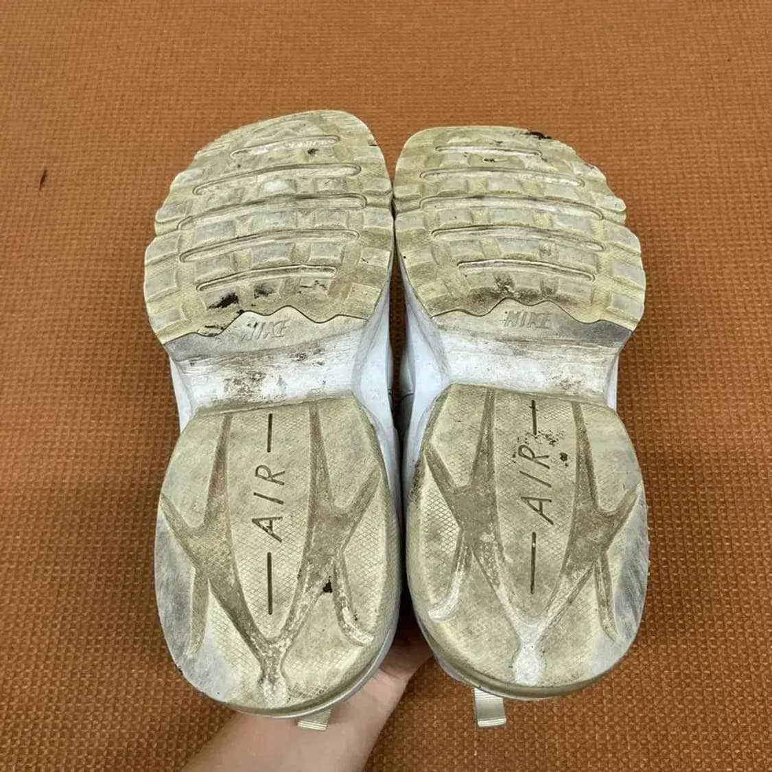 나이키 에어맥스 그래비톤 스니커즈 운동화 285 G07748 상품이미지4