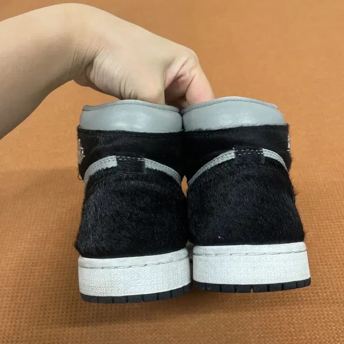 나이키 에어 조던 1 레트로 하이 스니커즈 운동화 240 G07782 상품이미지2