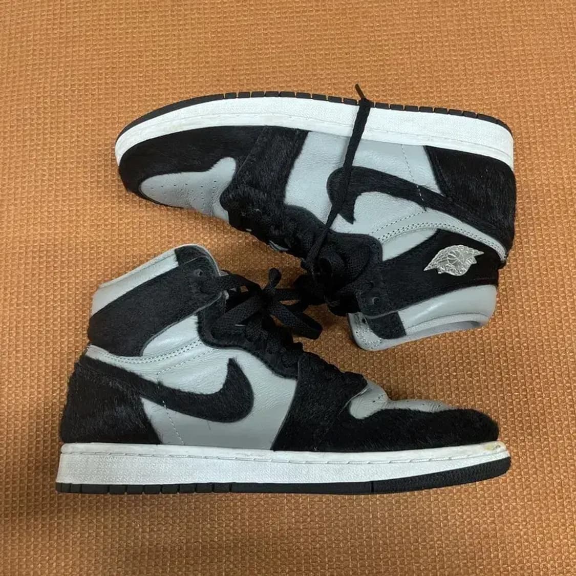 나이키 에어 조던 1 레트로 하이 스니커즈 운동화 240 G07782 상품이미지3