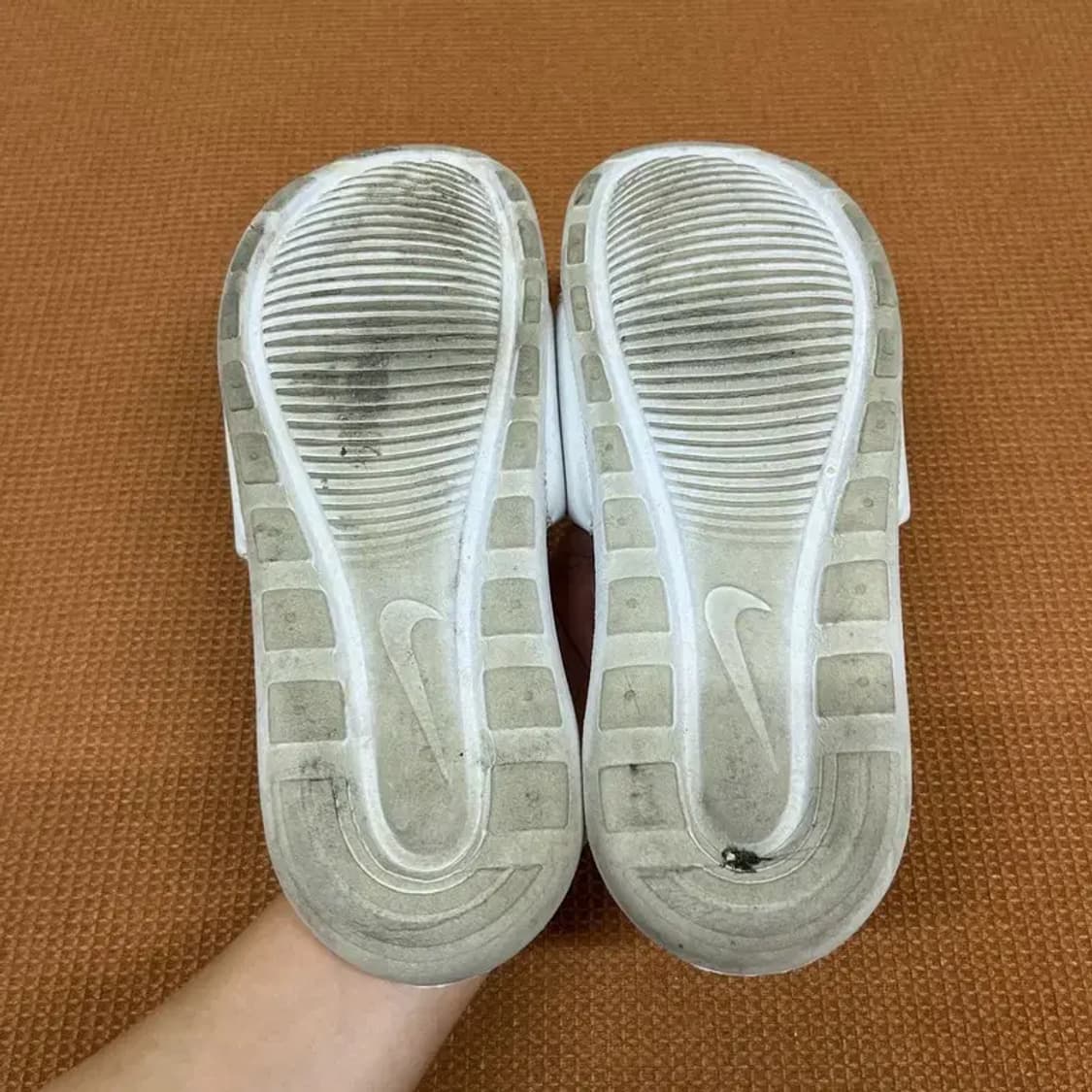 나이키 빅토리 원 슬라이드 슬리퍼 240 G07793 상품이미지4