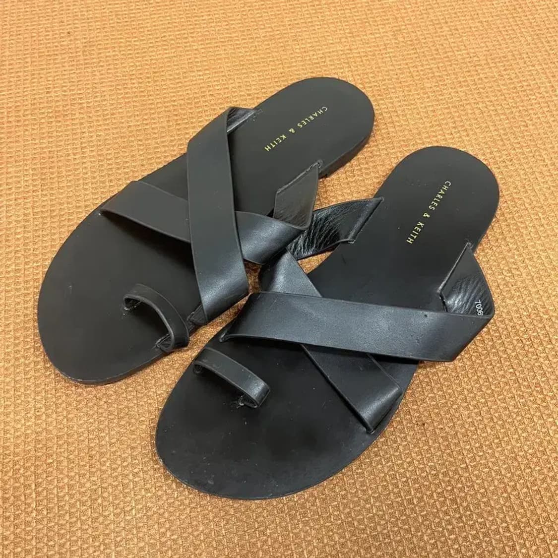 찰스앤키스 쪼리 슬리퍼 235 G07806 상품이미지1