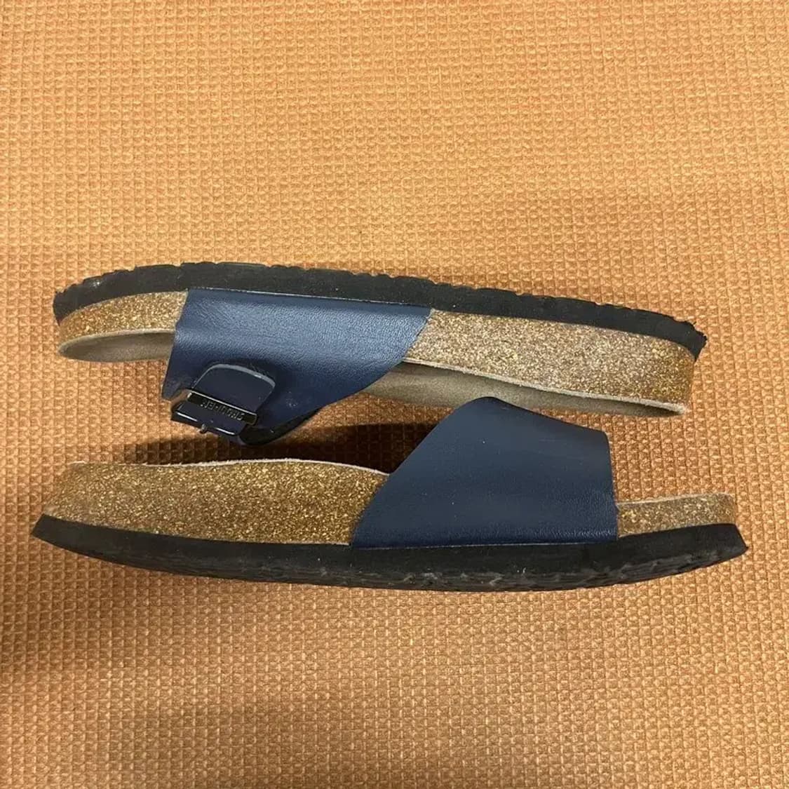 슈펜 스트랩 슬리퍼 240 G07808 상품이미지3