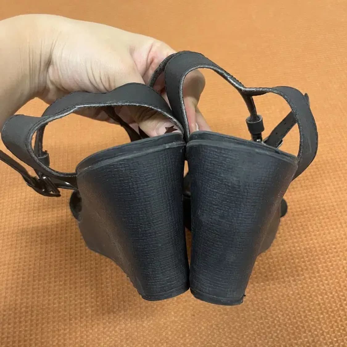 크록스 레이 웨지 샌들 W8 G07811 상품이미지2