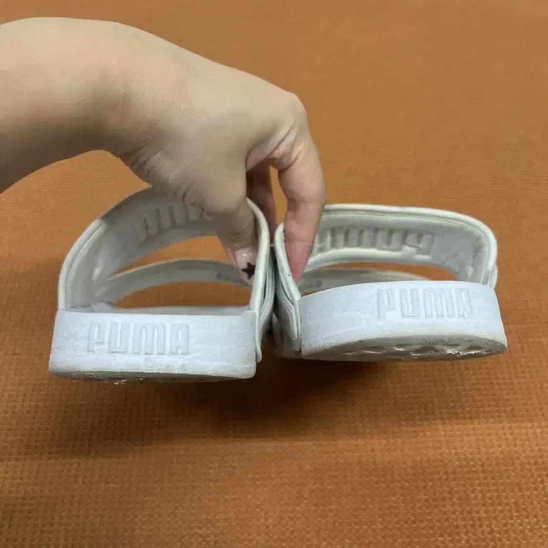 푸마 빅로고 캐주얼 슬리퍼 240 G07816 상품이미지2