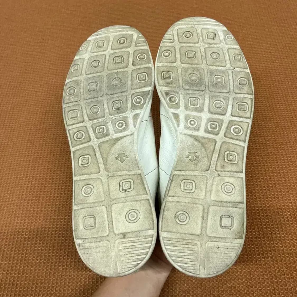 데상트 크론템포 스니커즈 운동화 270 G07829 상품이미지4