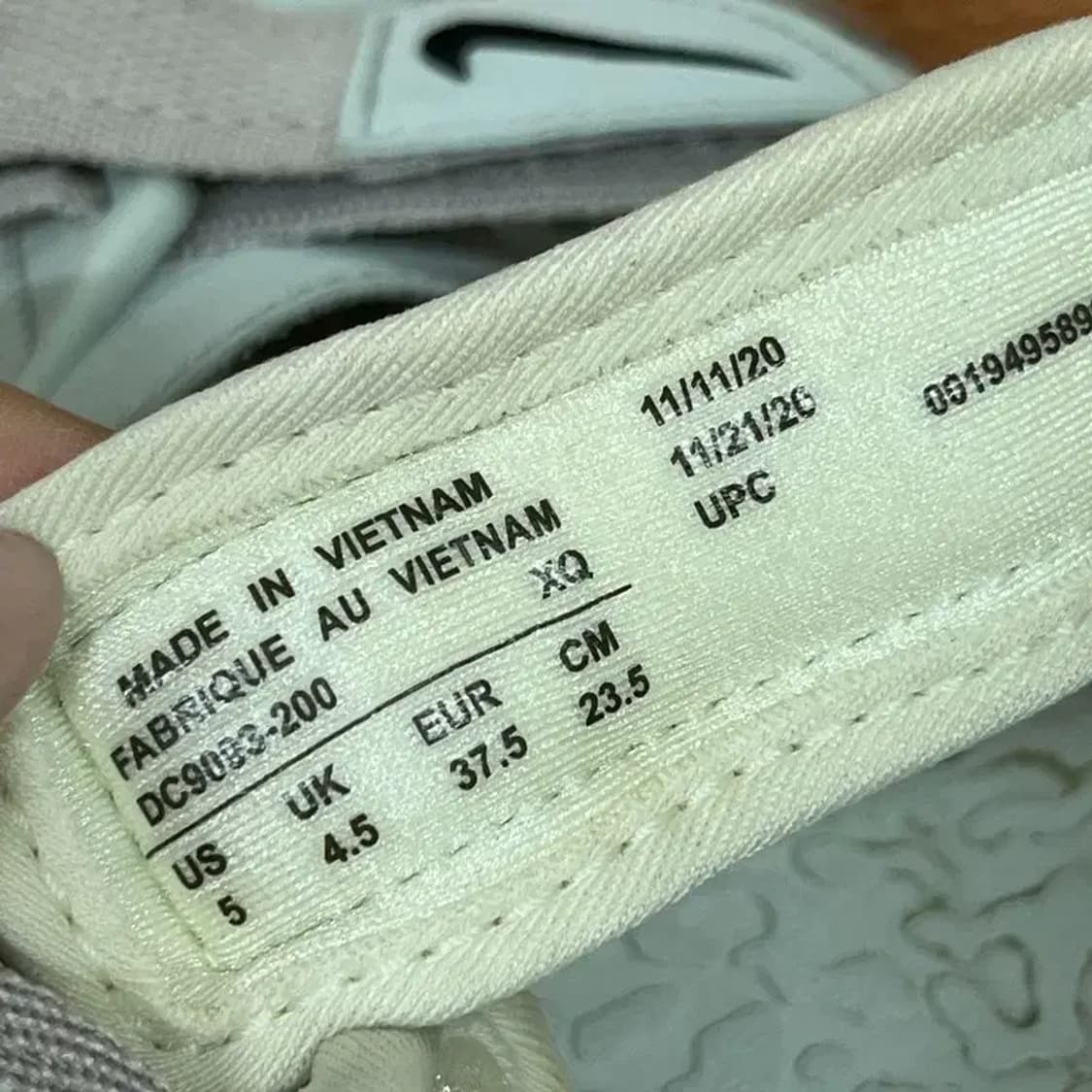 나이키 ACG 에어 데슈츠+ 샌들 235 G07893 상품이미지5