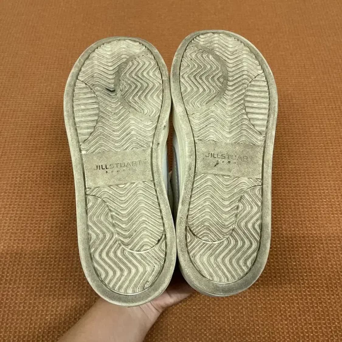 질스튜어트 컬러배색 스니커즈 운동화 240 G07860 상품이미지4