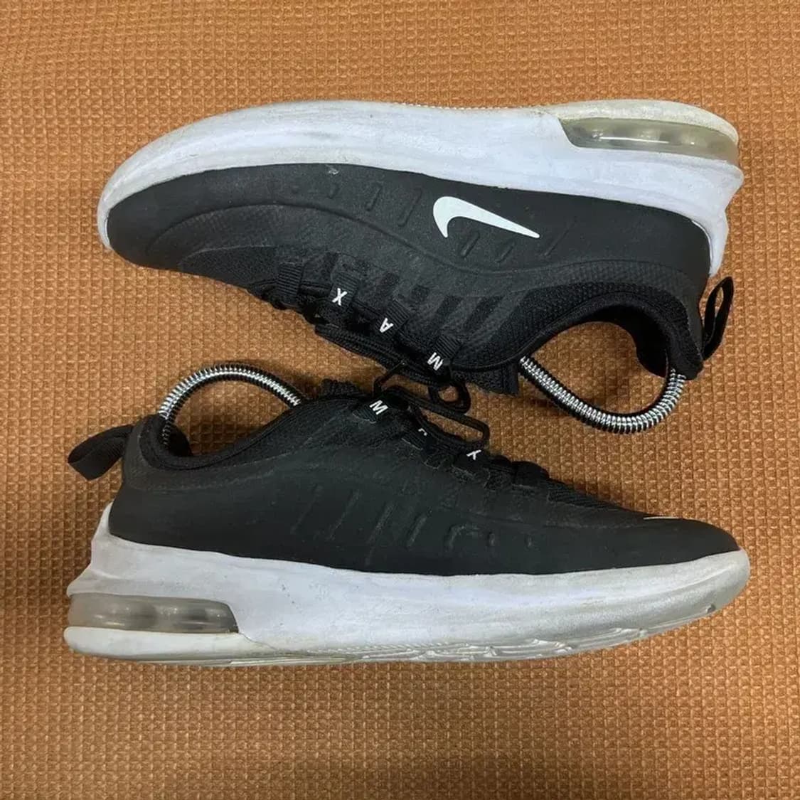 나이키 에어맥스 엑시스 스니커즈 운동화 220 G07873 상품이미지3