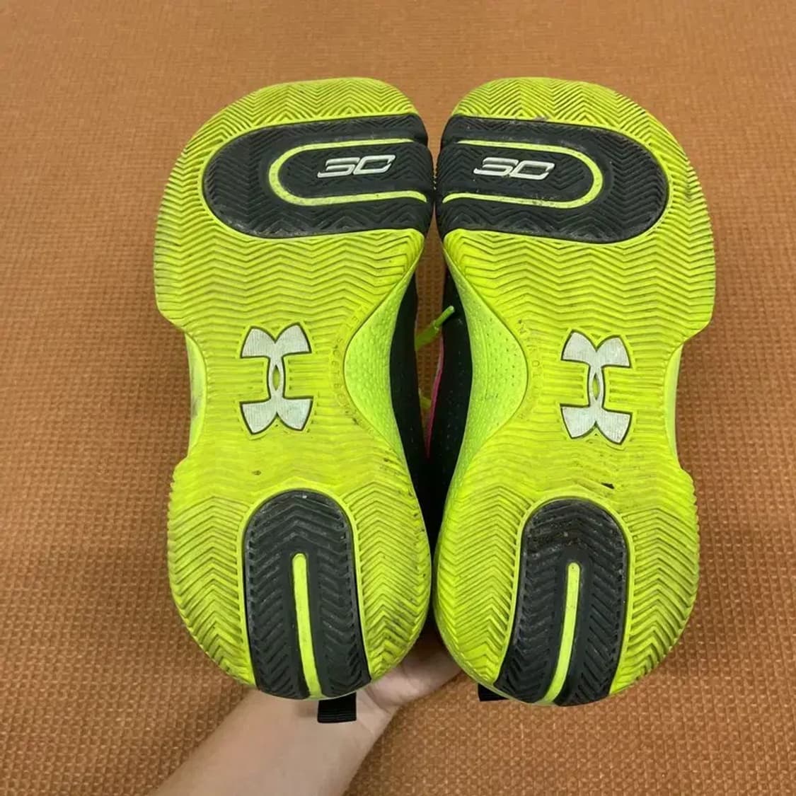 언더아머 스테판커리 #30 농구 운동화 240 G07890 상품이미지4