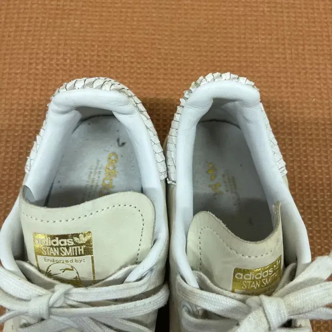 아디다스 스탠스미스 스네이크 스니커즈 운동화 235 G07895 상품이미지6