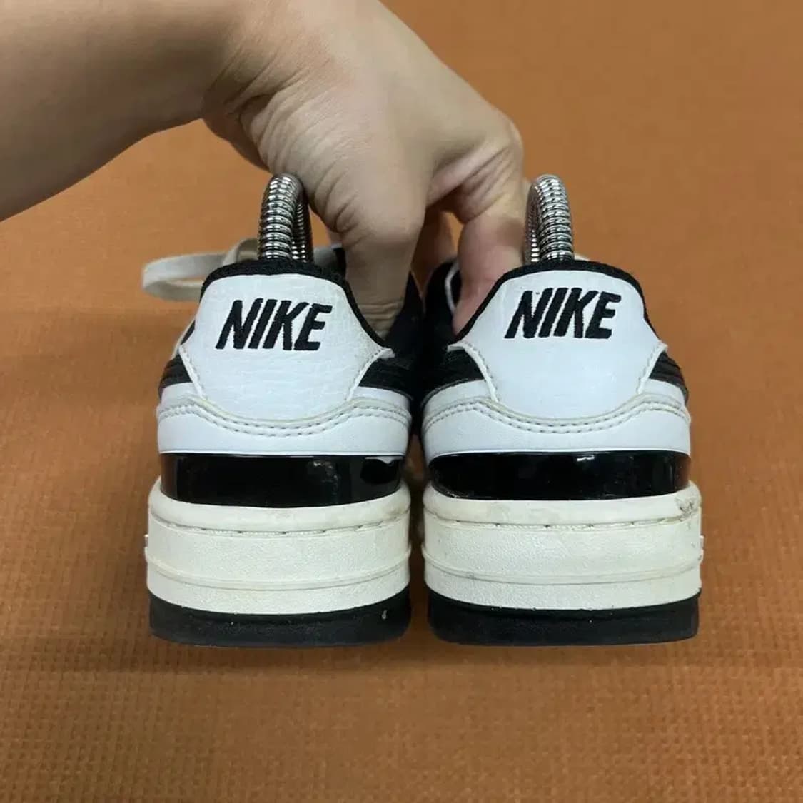 나이키 감마 포스 스니커즈 운동화 225 G07950 상품이미지2