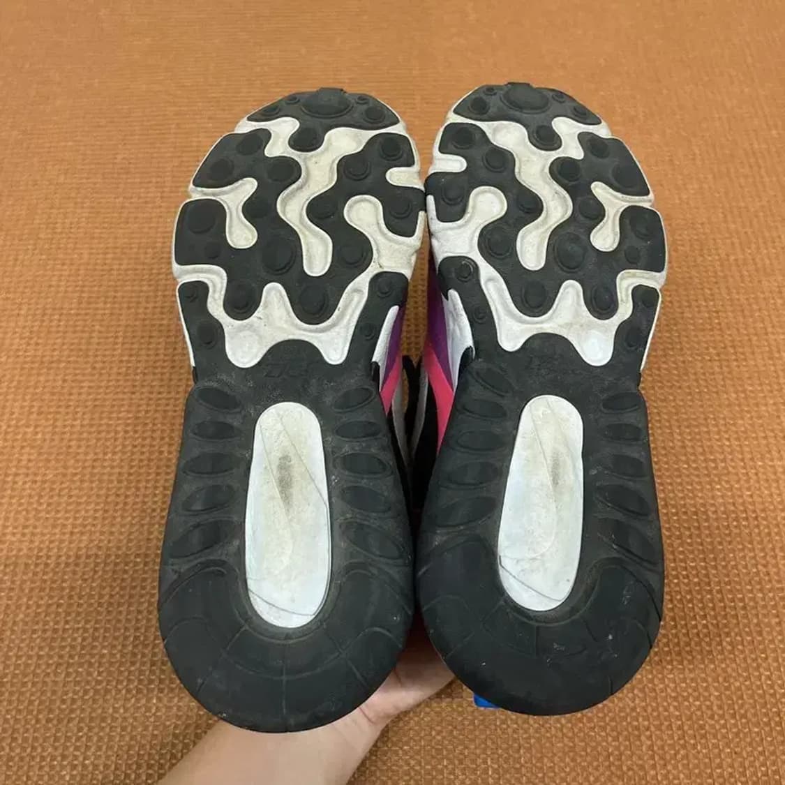 나이키 에어맥스 270 스니커즈 운동화 225 G07997 상품이미지4