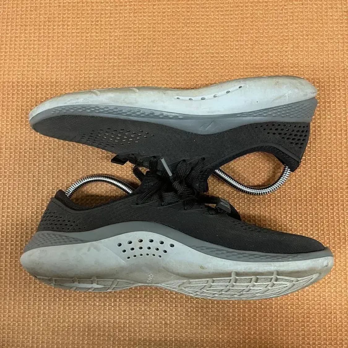 크록스 라이트라이드 360 페이서 운동화 W7 G08035 상품이미지3