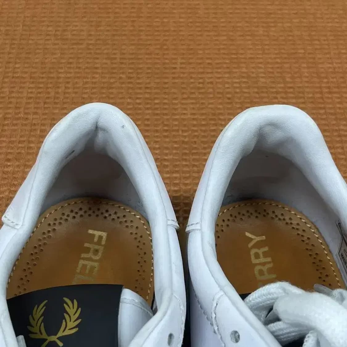 프레드페리 가죽 스니커즈 운동화 UK6 G08049 상품이미지6