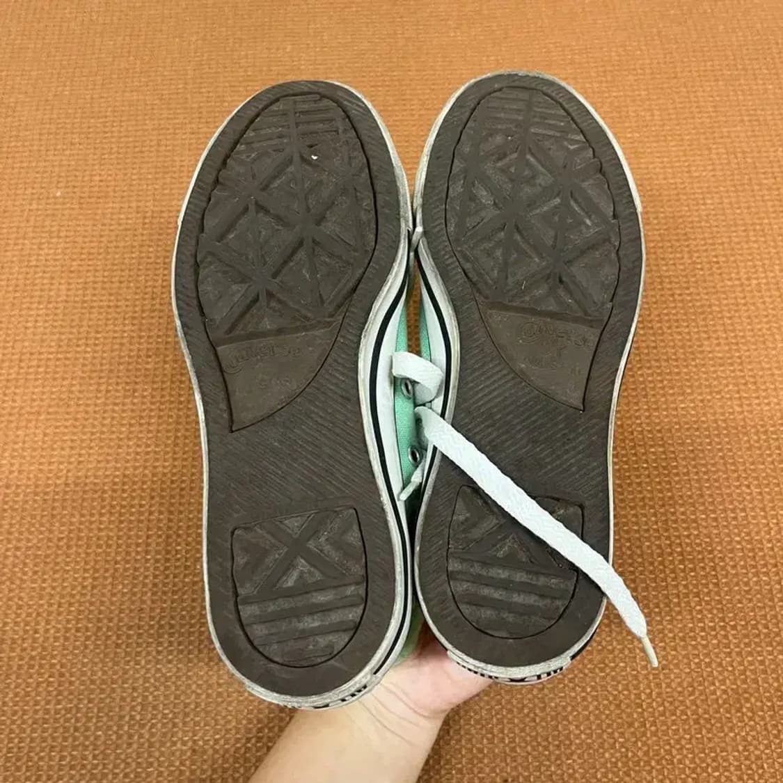 컨버스 척테일러 올스타 하이 스니커즈 운동화 220 G08054 상품이미지4