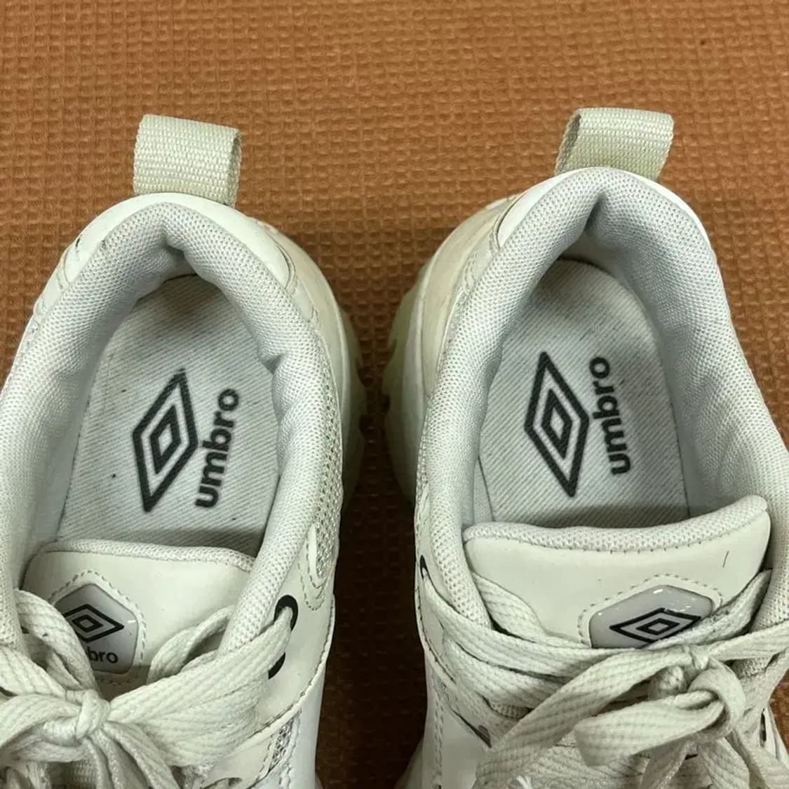 엄브로 범피엑스 스니커즈 운동화 240 G08060 상품이미지6