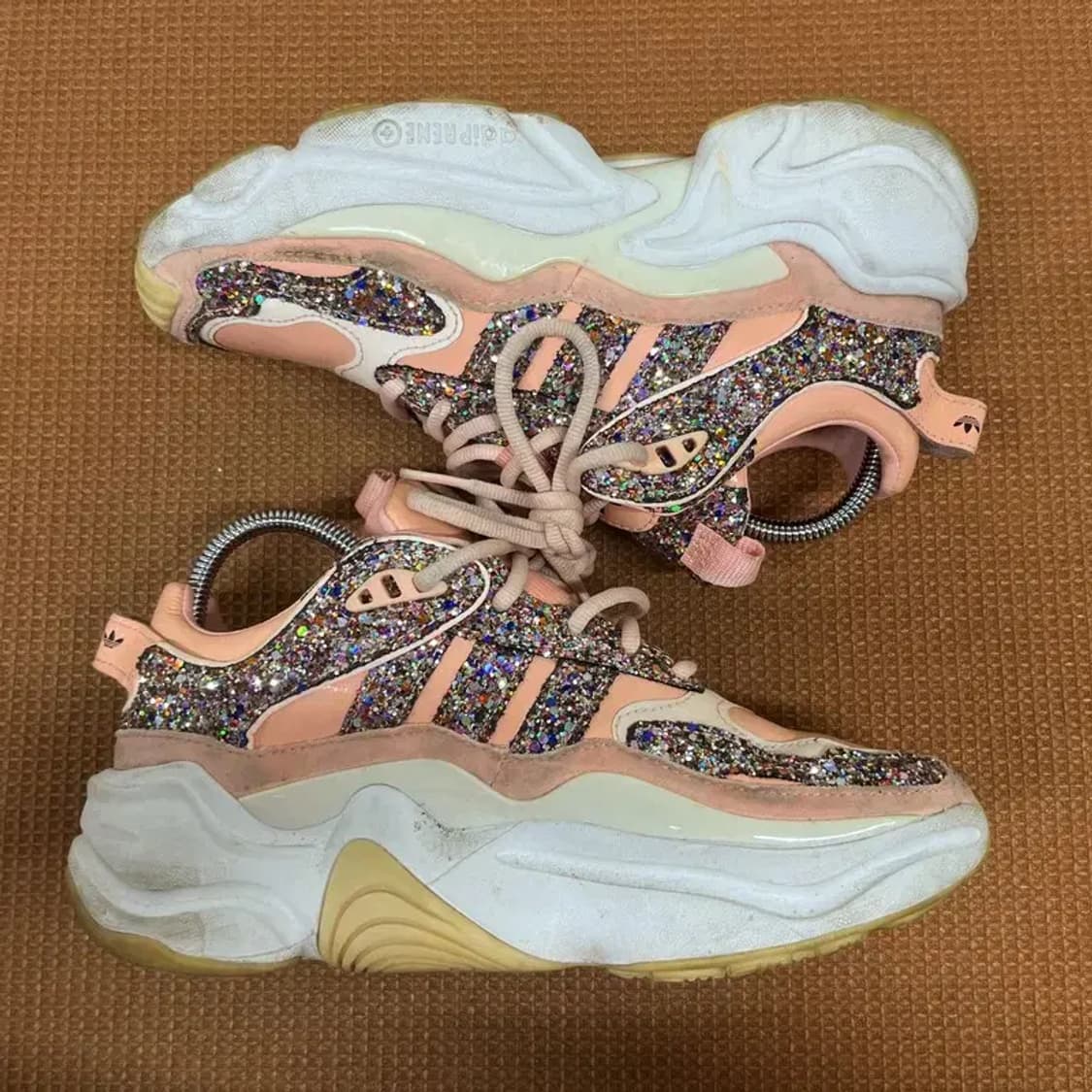 아디다스 매그머 러너 스니커즈 운동화 225 G08067 상품이미지3