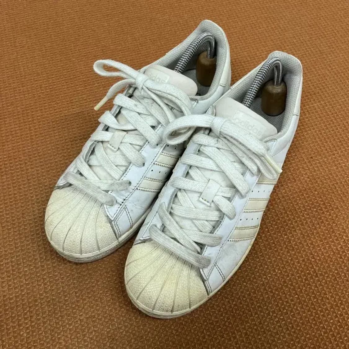 아디다스 슈퍼스타 파운데이션 스니커즈 운동화 240 G08072 상품이미지1