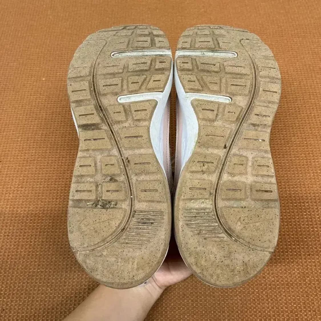 나이키 에어맥스 AP 스니커즈 운동화 250 G08075 상품이미지4