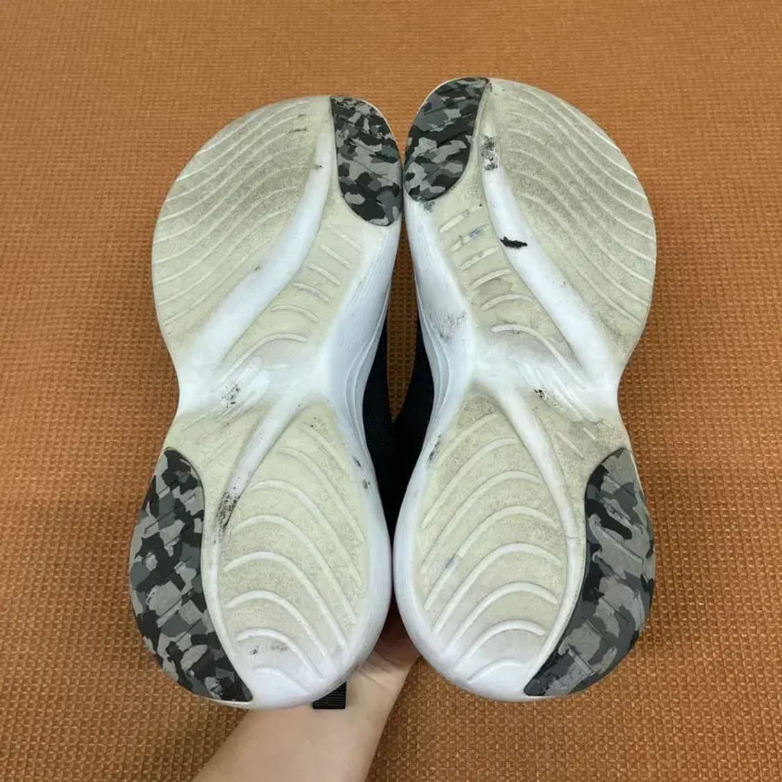 스케쳐스 아치핏 인피니티 슬립온 265 G08078 상품이미지4