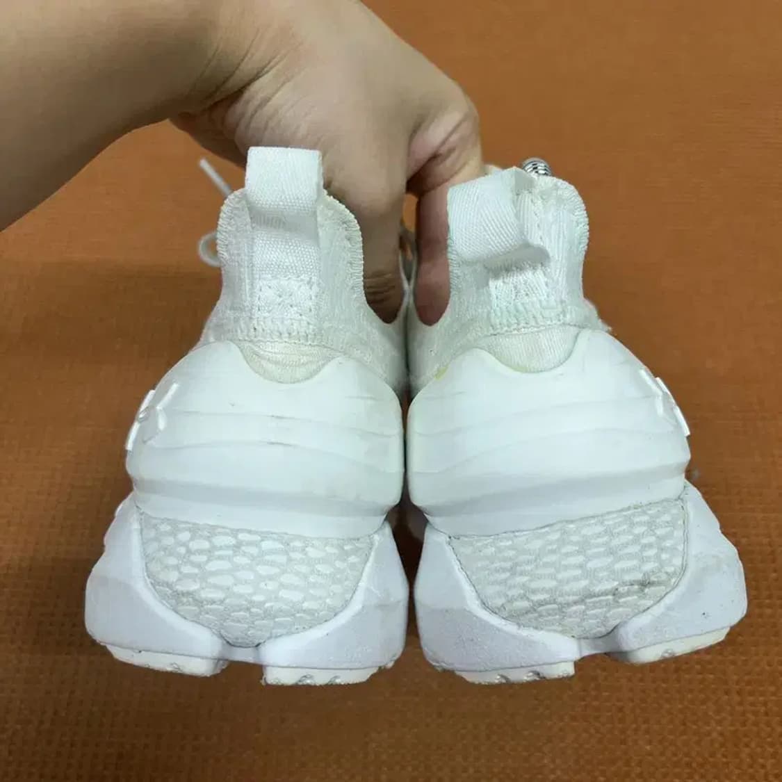 언더아머 UA 호버 팬텀 런닝화 운동화 230 G08090 상품이미지2