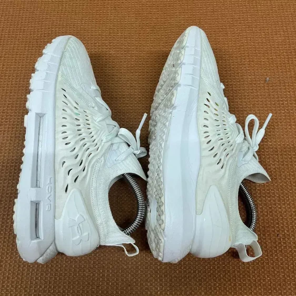 언더아머 UA 호버 팬텀 런닝화 운동화 230 G08090 상품이미지6