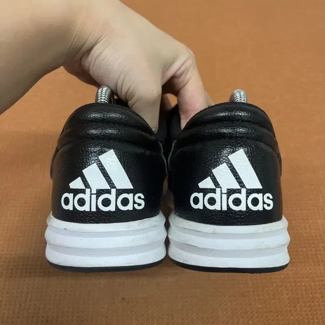 아디다스 알타스포츠 스니커즈 운동화 240 G08109 상품이미지2