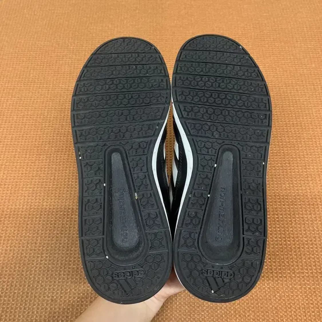 아디다스 알타스포츠 스니커즈 운동화 240 G08109 상품이미지4