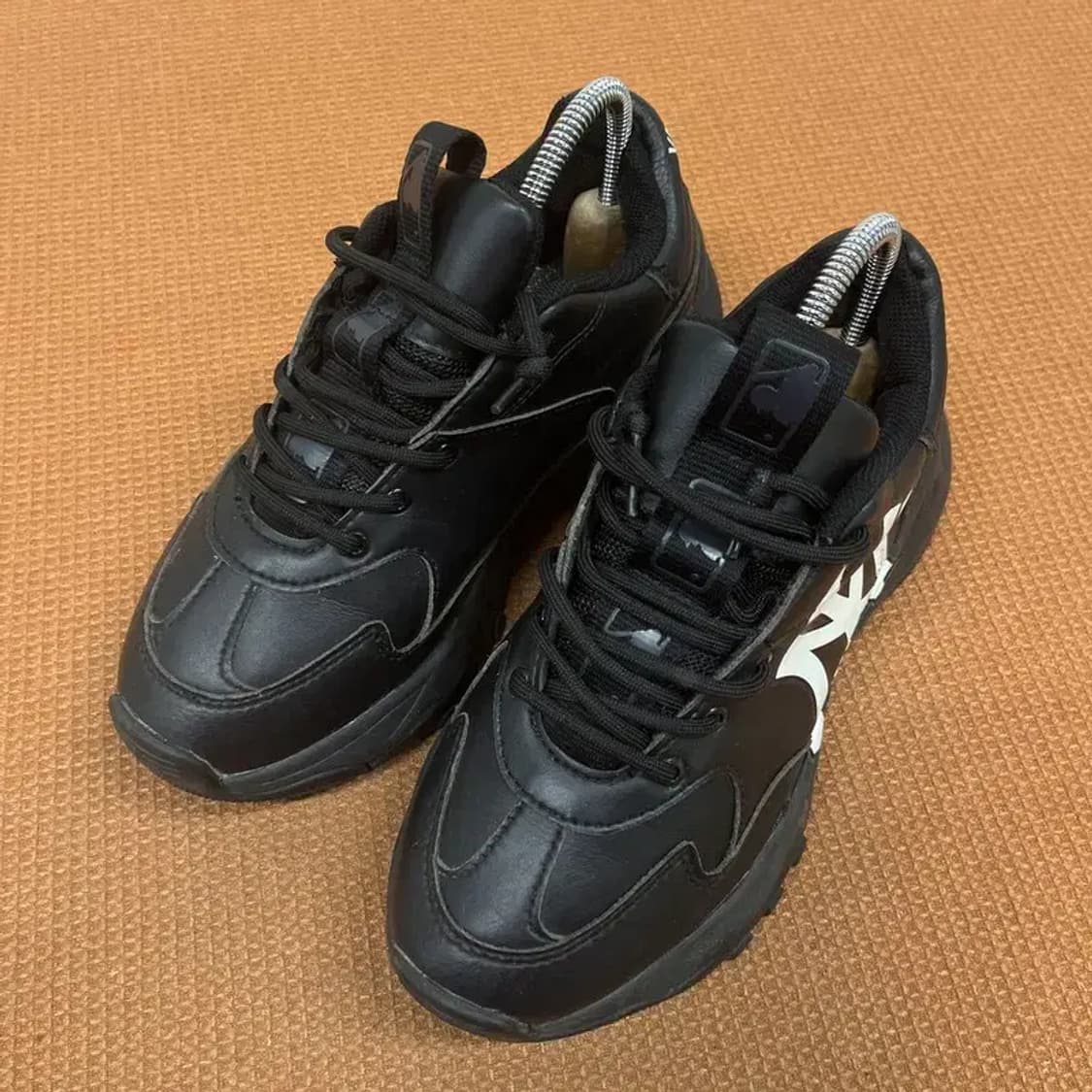 MLB 빅볼청키 A 뉴욕양키스 어글리슈즈 235 235 G08114 상품이미지1