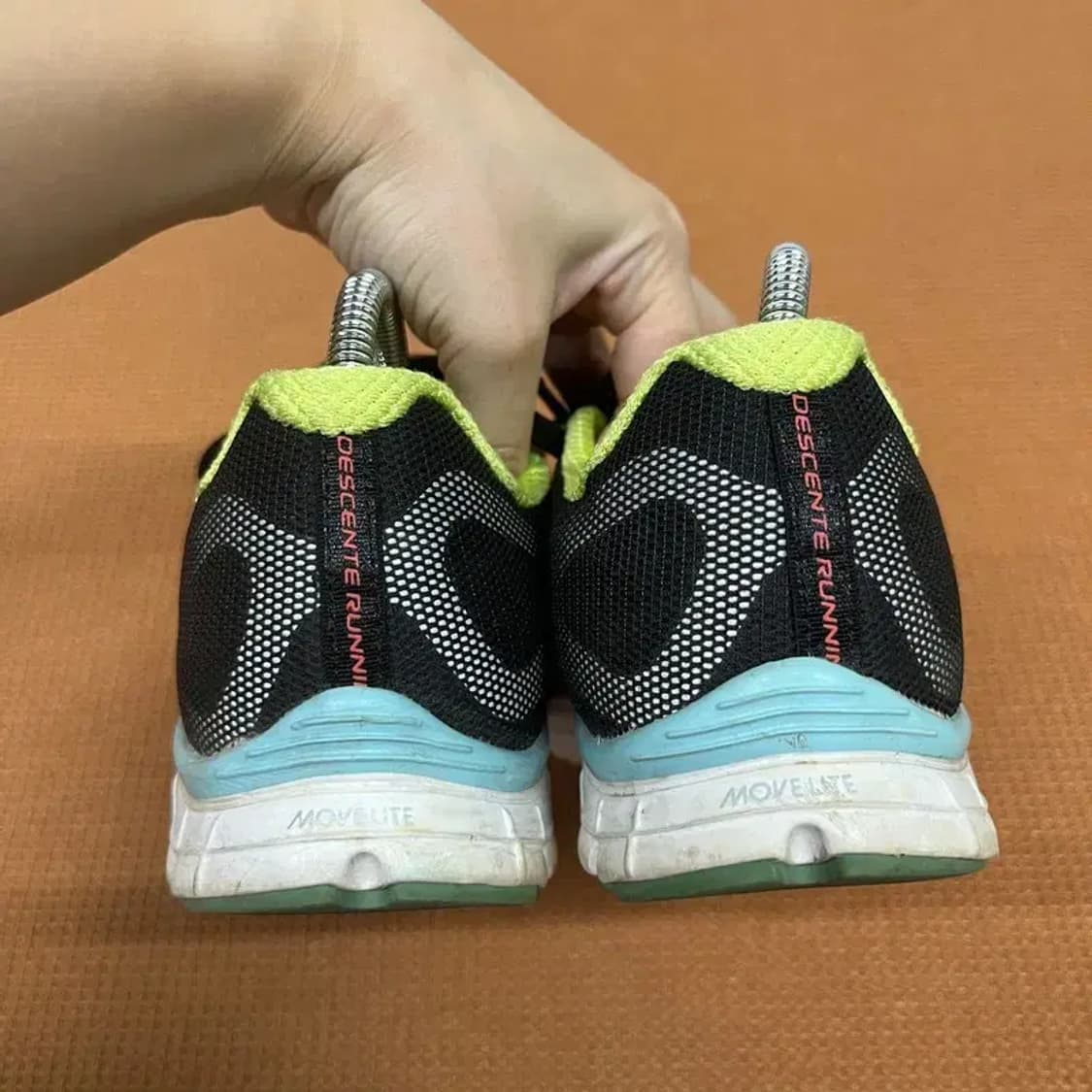 데상트 블레이즈 플러스 런닝화 운동화 245 G08123 상품이미지2