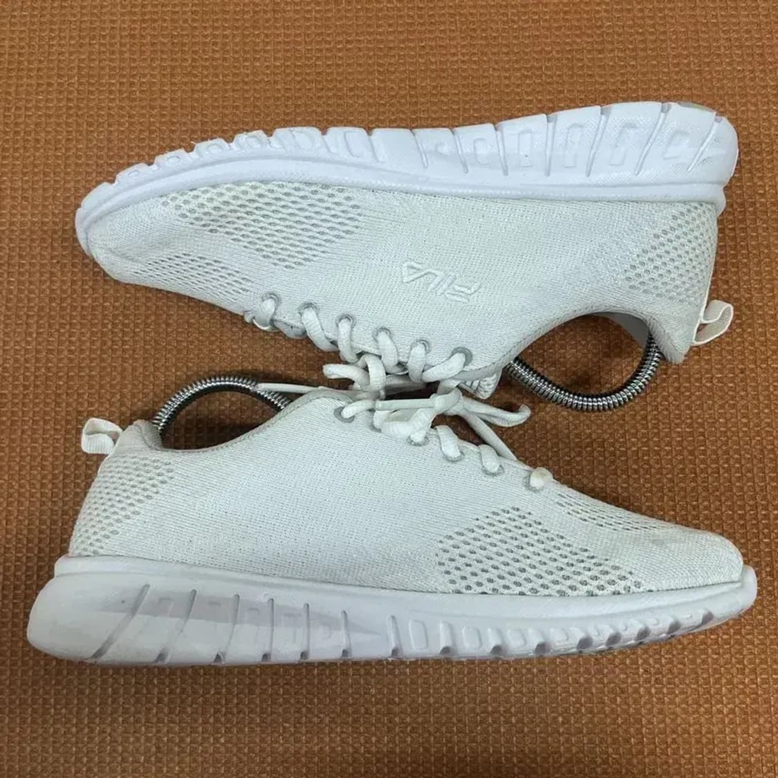 필라 매쉬 런닝화 운동화 245 G08124 상품이미지3