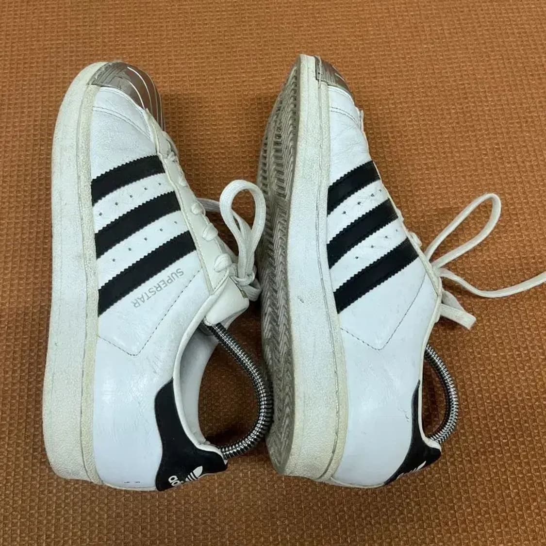 아디다스 슈퍼스타 메탈 토 스니커즈 운동화 235 G08138 상품이미지6