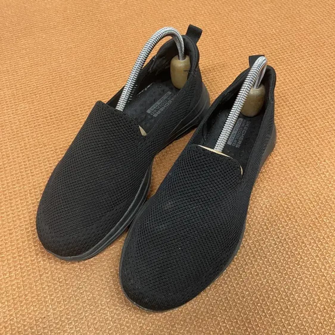 스케쳐스 울트라 고 슬립온 230 G08145 상품이미지1