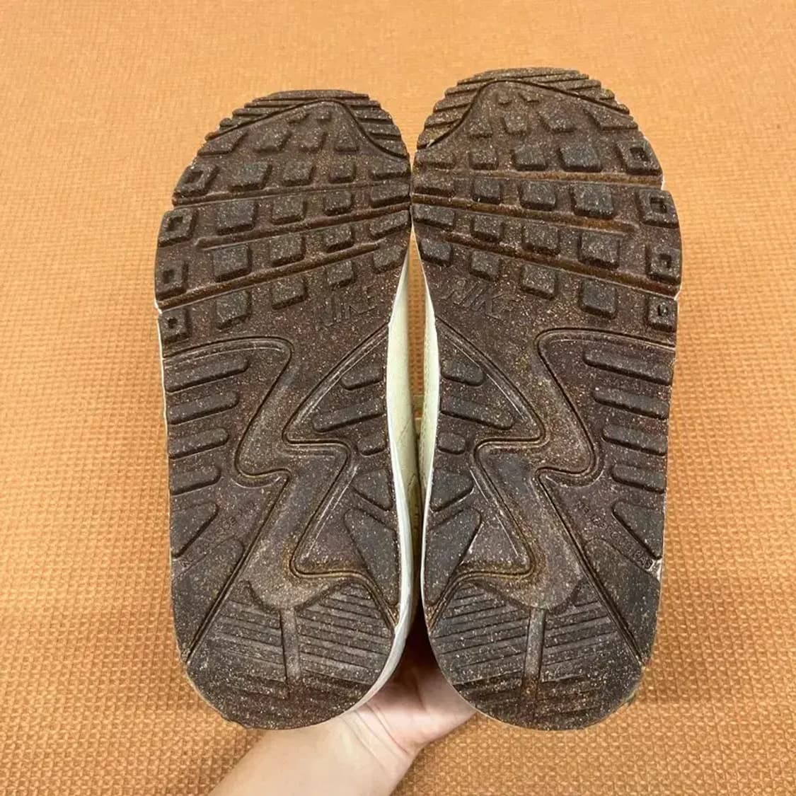 나이키 에어맥스 90 스니커즈 운동화 240 G08176 상품이미지4