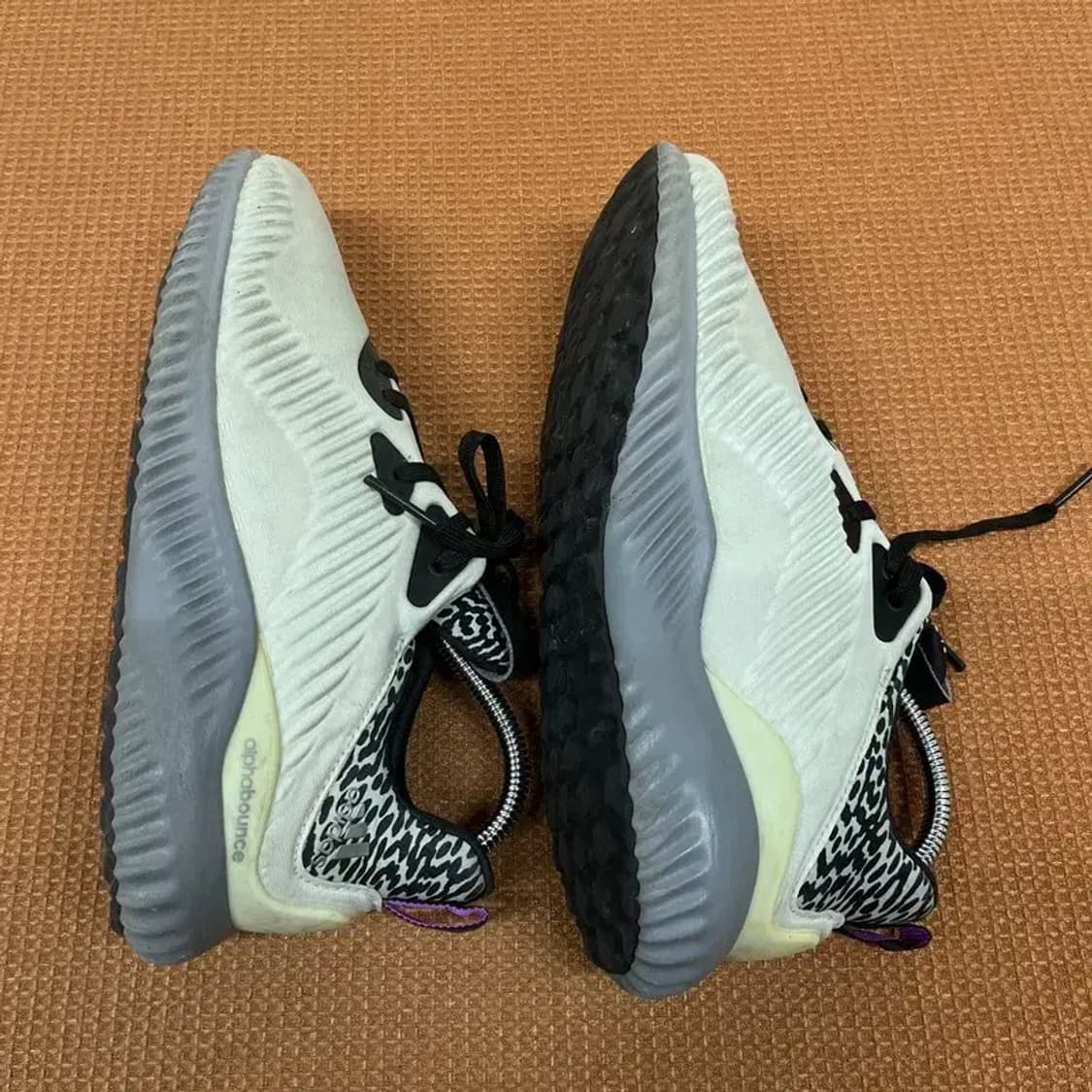 아디다스 알파바운스 런닝화 운동화 225 G08137 상품이미지6