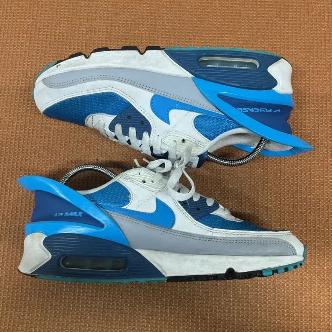 나이키 에어맥스 90 플라이이즈 운동화 265 G08165 상품이미지3