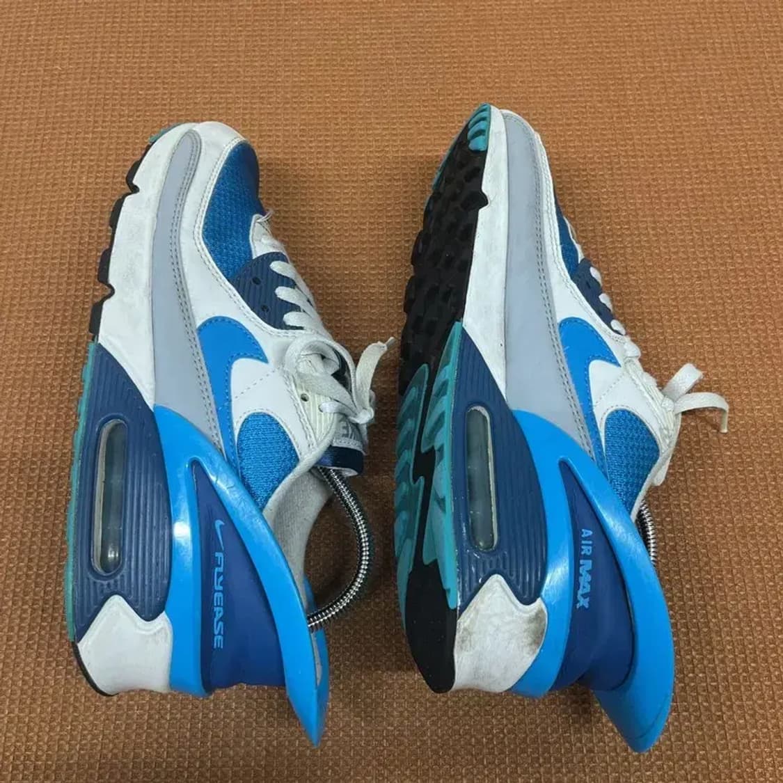 나이키 에어맥스 90 플라이이즈 운동화 265 G08165 상품이미지6