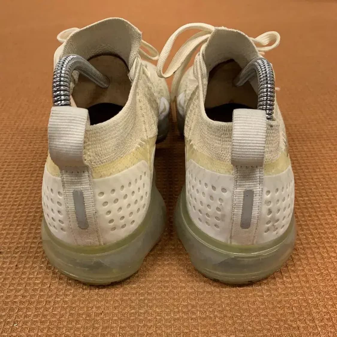 나이키 에어 베이퍼맥스 플라이니트 2 운동화 240 G08219 상품이미지2