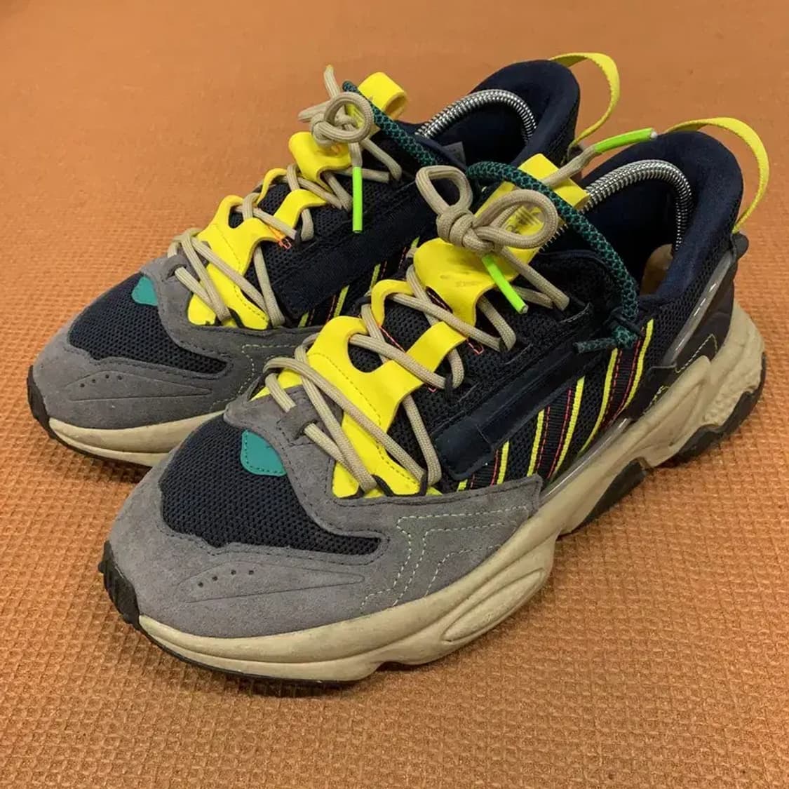 아디다스 오즈위고 스니커즈 운동화 255 G08239 상품이미지1