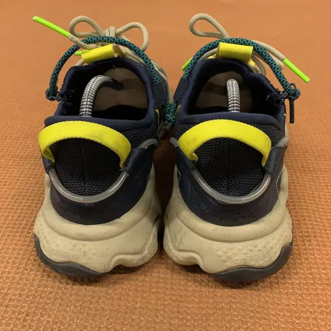 아디다스 오즈위고 스니커즈 운동화 255 G08239 상품이미지2