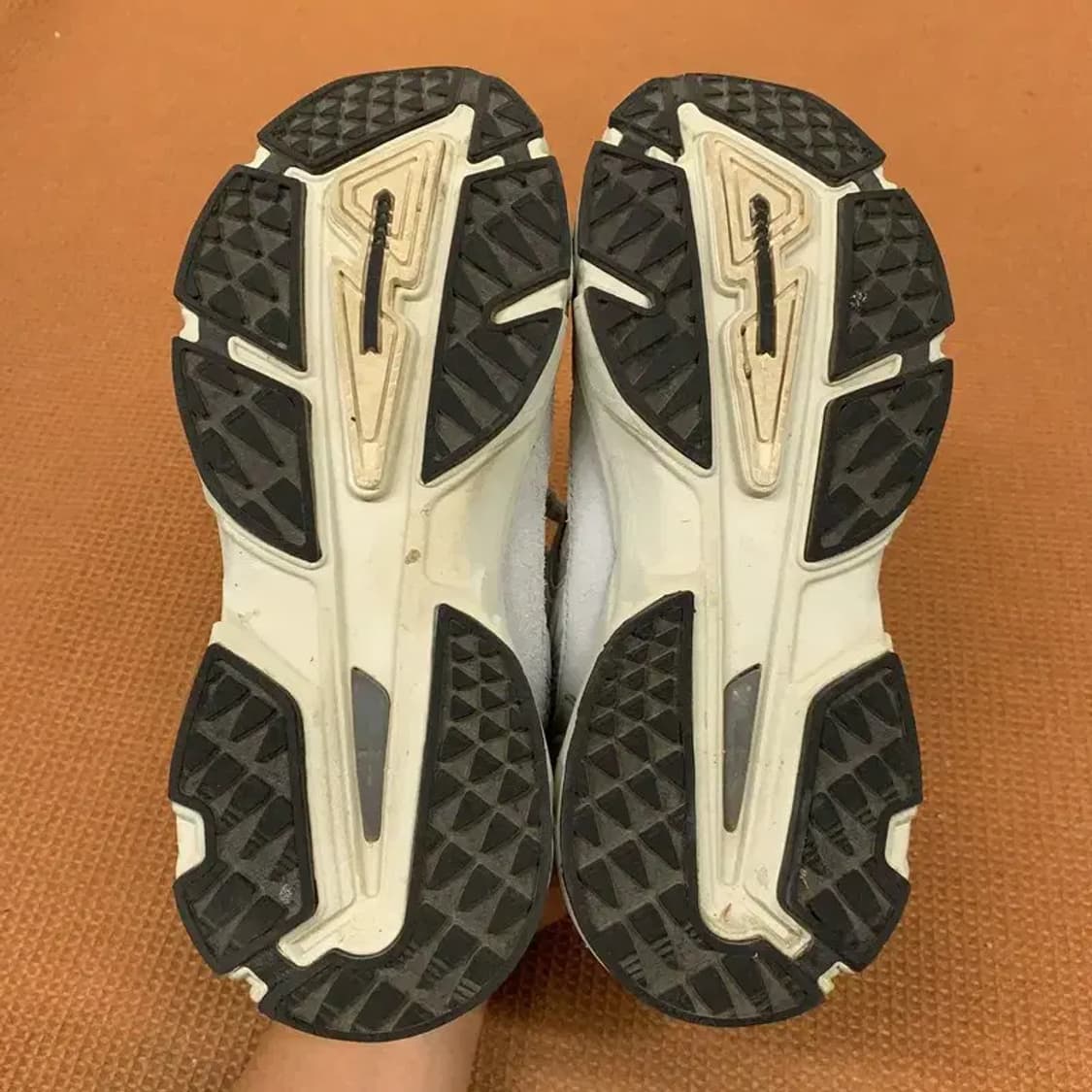 다이나핏 루스터 레터링 운동화 230 G08242 상품이미지4