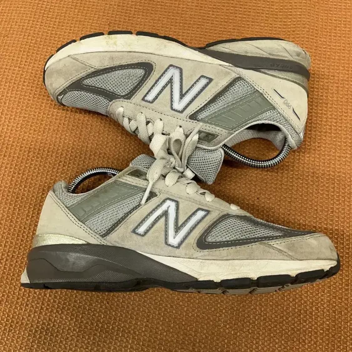 뉴발란스 990 스니커즈 운동화 230 G08254 상품이미지3