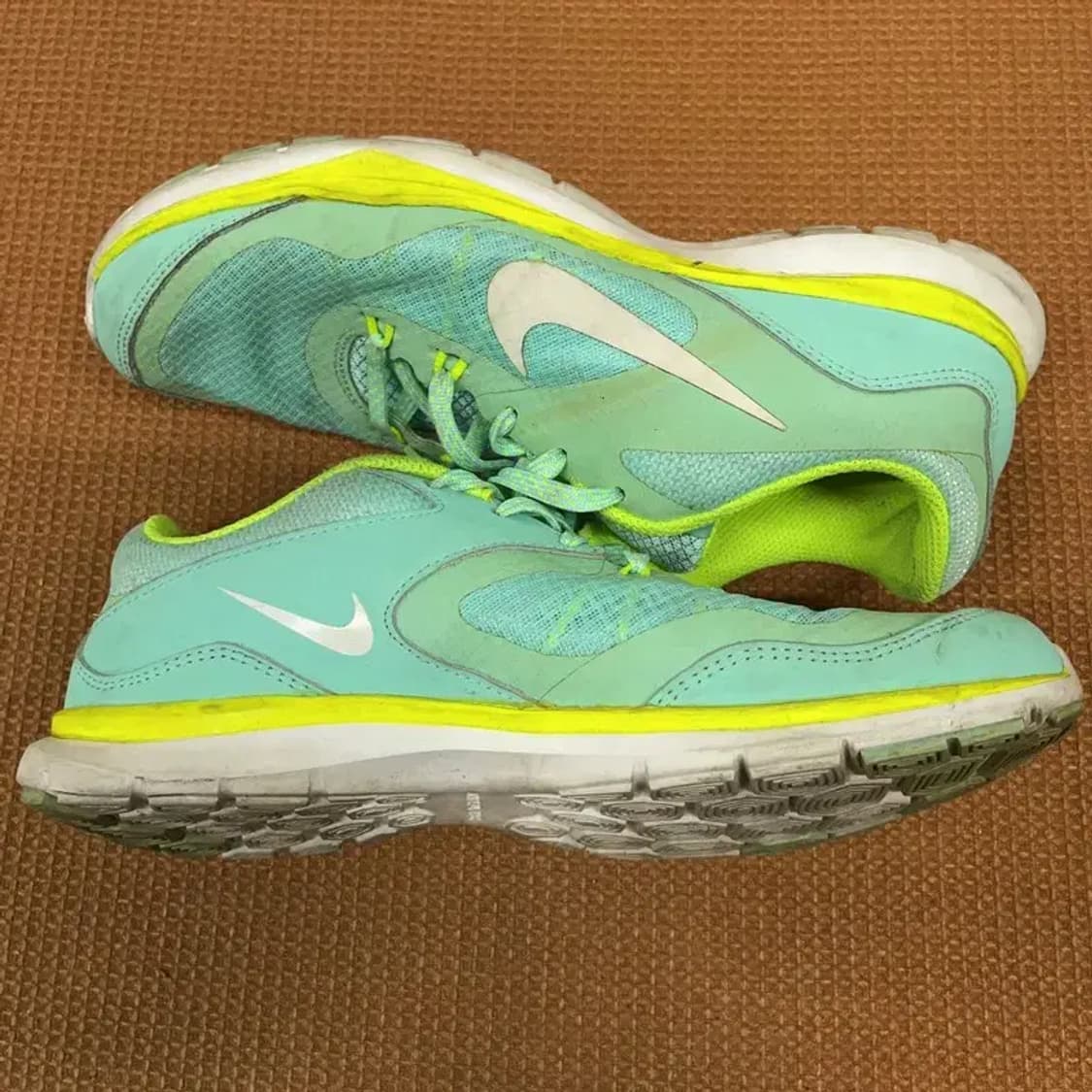 나이키 우먼스 플렉스 트레이너 5 런닝화 운동화 240 G08262 상품이미지3