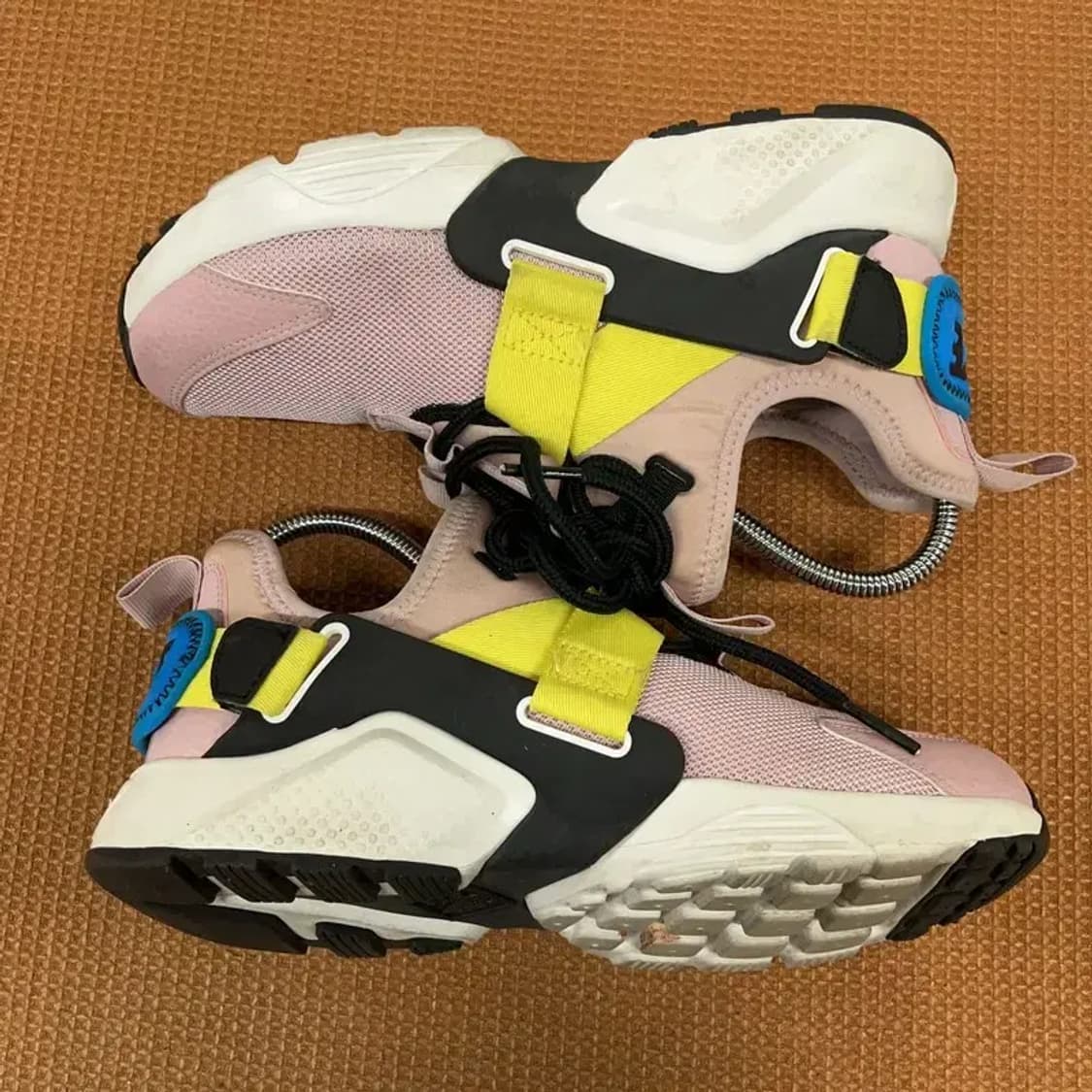 나이키 에어 허라치 시티 로우 운동화 230 G08263 상품이미지3