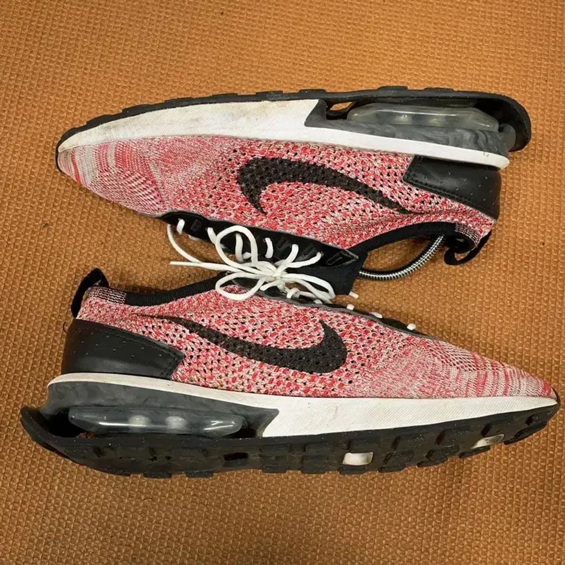 나이키 에어맥스 플라이니트 레이서 스니커즈 운동화 270 G08272 상품이미지3